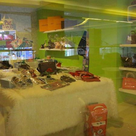 Golden Tulip Galaxy Hotel Banjarmasin Banjarmasin  Zewnętrze zdjęcie