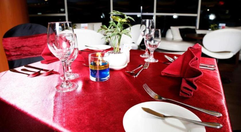 Golden Tulip Galaxy Hotel Banjarmasin Banjarmasin  Zewnętrze zdjęcie