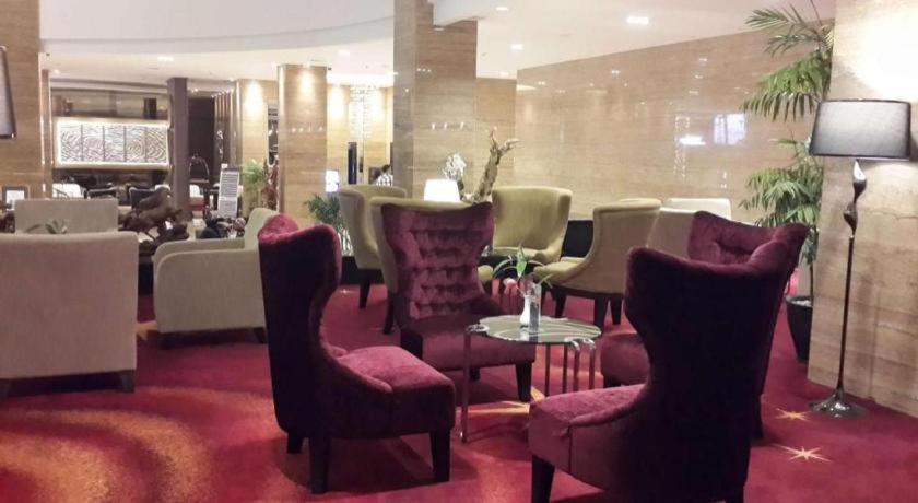 Golden Tulip Galaxy Hotel Banjarmasin Banjarmasin  Zewnętrze zdjęcie