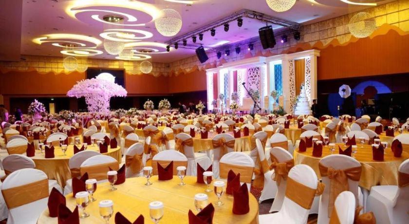 Golden Tulip Galaxy Hotel Banjarmasin Banjarmasin  Zewnętrze zdjęcie