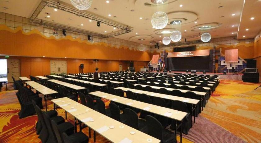 Golden Tulip Galaxy Hotel Banjarmasin Banjarmasin  Zewnętrze zdjęcie